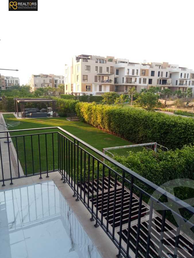 https://aqarmap.com.eg/en/listing/4307915-for-sale-cairo-el-sheikh-zayed-city-compounds-kmbwnd-wyst-twn-swdyk