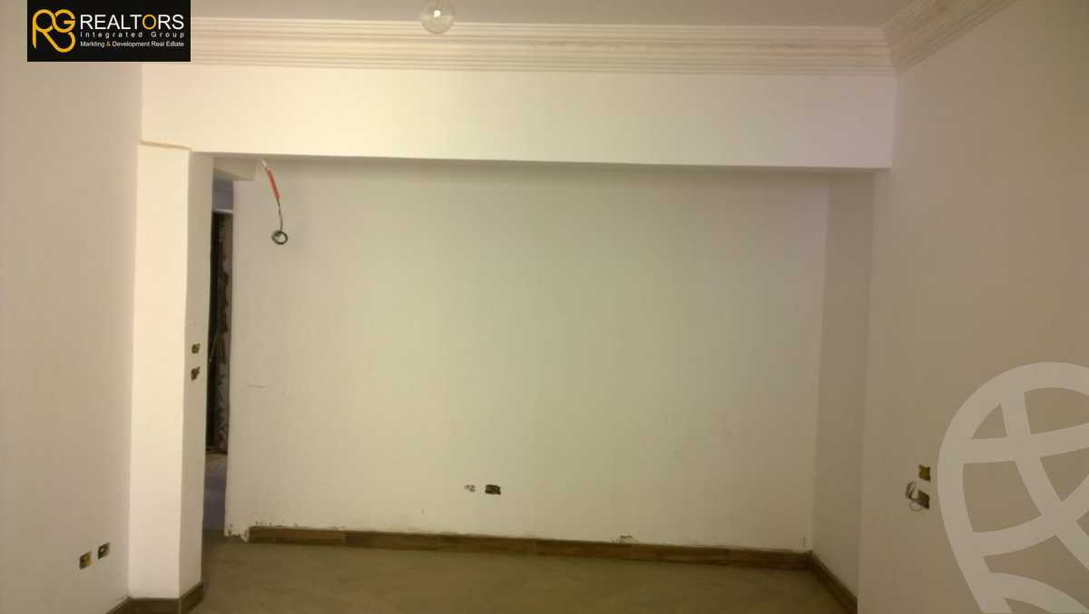 https://aqarmap.com.eg/en/listing/4309317-for-sale-cairo-el-sheikh-zayed-city-el-hay-elasher-street-100