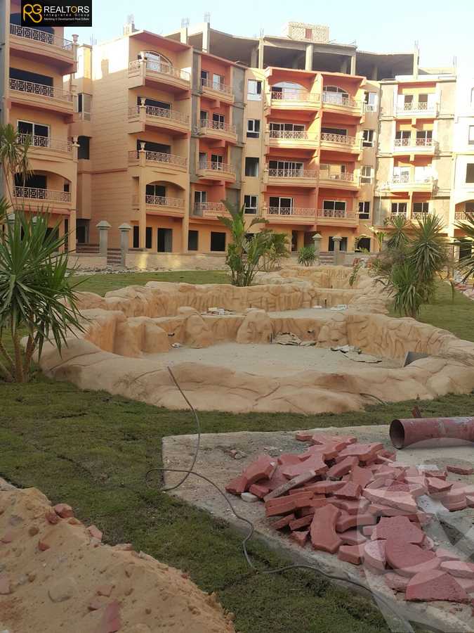 https://aqarmap.com.eg/ar/listing/4323372-for-sale-cairo-6th-of-october-compound-murooj