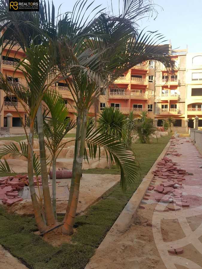https://aqarmap.com.eg/ar/listing/4323372-for-sale-cairo-6th-of-october-compound-murooj