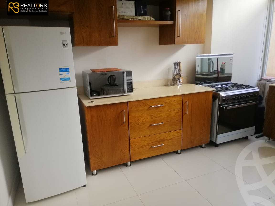 https://aqarmap.com.eg/ar/listing/4324786-for-sale-cairo-el-sheikh-zayed-city-compounds-in-sheikh-zayed-beverly-hills