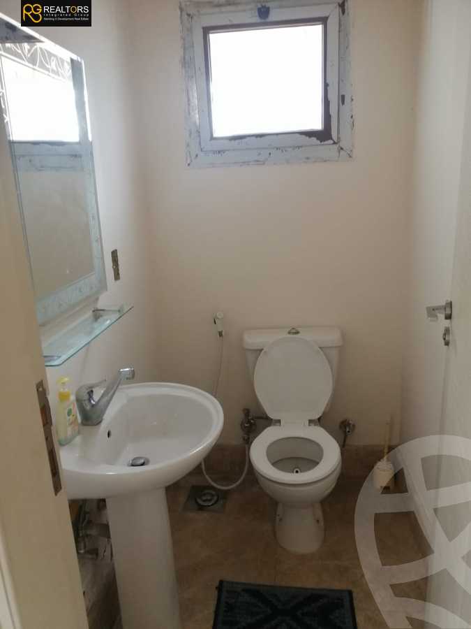 https://aqarmap.com.eg/ar/listing/4324786-for-sale-cairo-el-sheikh-zayed-city-compounds-in-sheikh-zayed-beverly-hills