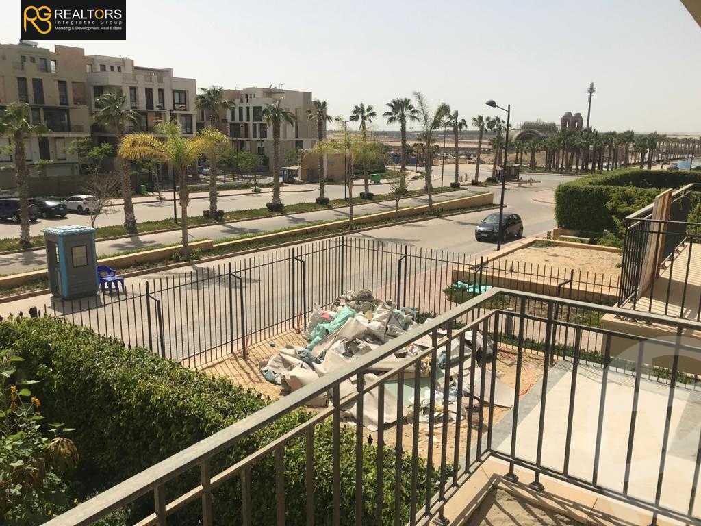 https://aqarmap.com.eg/ar/listing/4325678-for-sale-cairo-el-sheikh-zayed-city-compounds-in-sheikh-zayed-the-courtyard