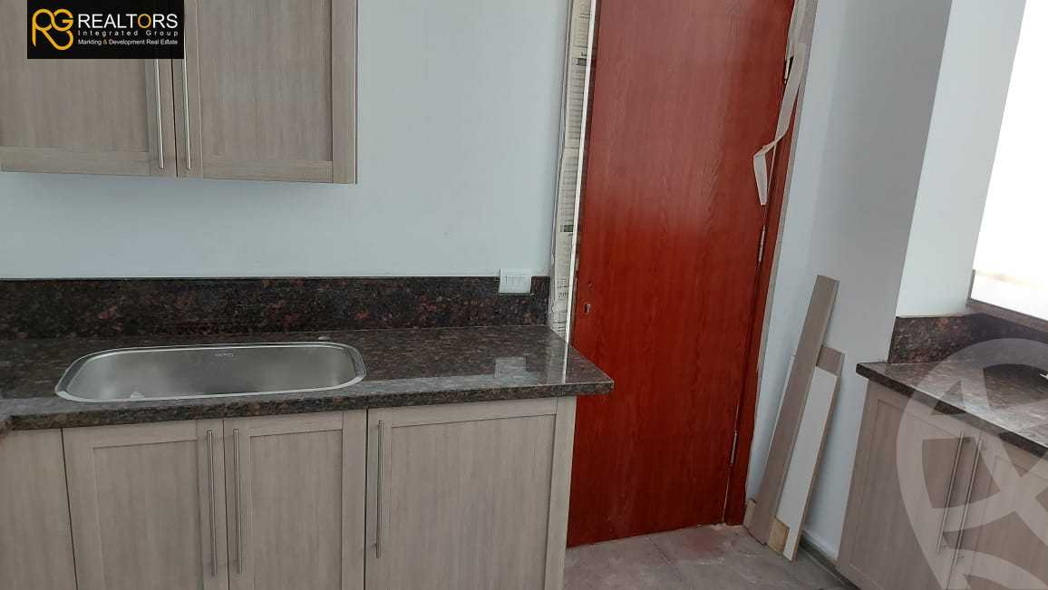 https://aqarmap.com.eg/ar/listing/4325678-for-sale-cairo-el-sheikh-zayed-city-compounds-in-sheikh-zayed-the-courtyard