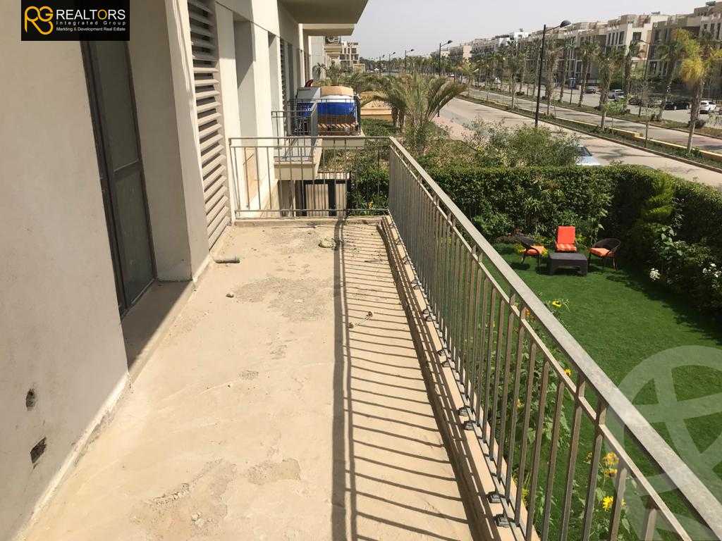 https://aqarmap.com.eg/ar/listing/4325678-for-sale-cairo-el-sheikh-zayed-city-compounds-in-sheikh-zayed-the-courtyard