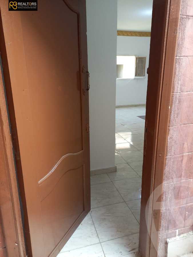 https://aqarmap.com.eg/en/listing/4326277-for-sale-cairo-el-sheikh-zayed-city-el-hay-el-hady-ashaer-area-4-street-11