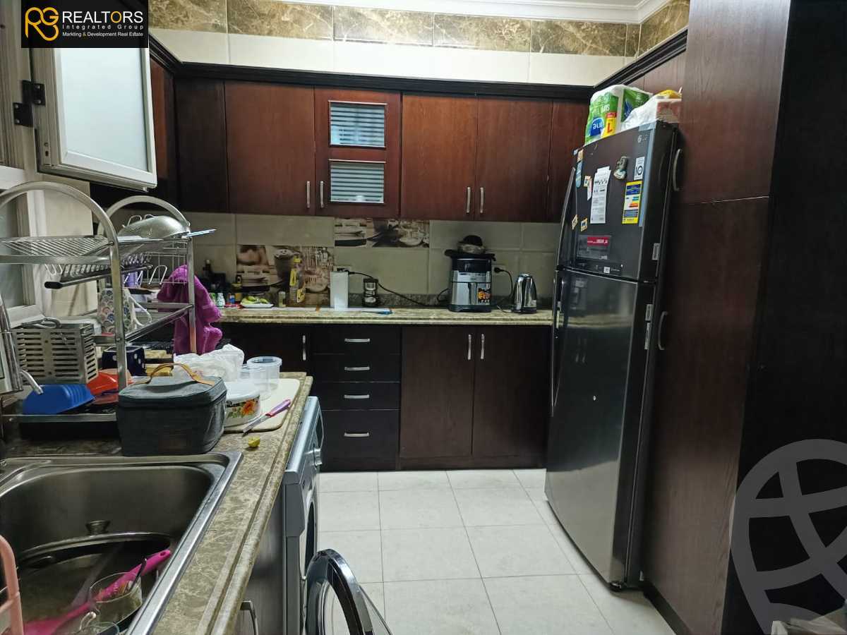 https://aqarmap.com.eg/ar/listing/4326386-for-sale-cairo-el-sheikh-zayed-city-compounds-in-sheikh-zayed-continental-gardens