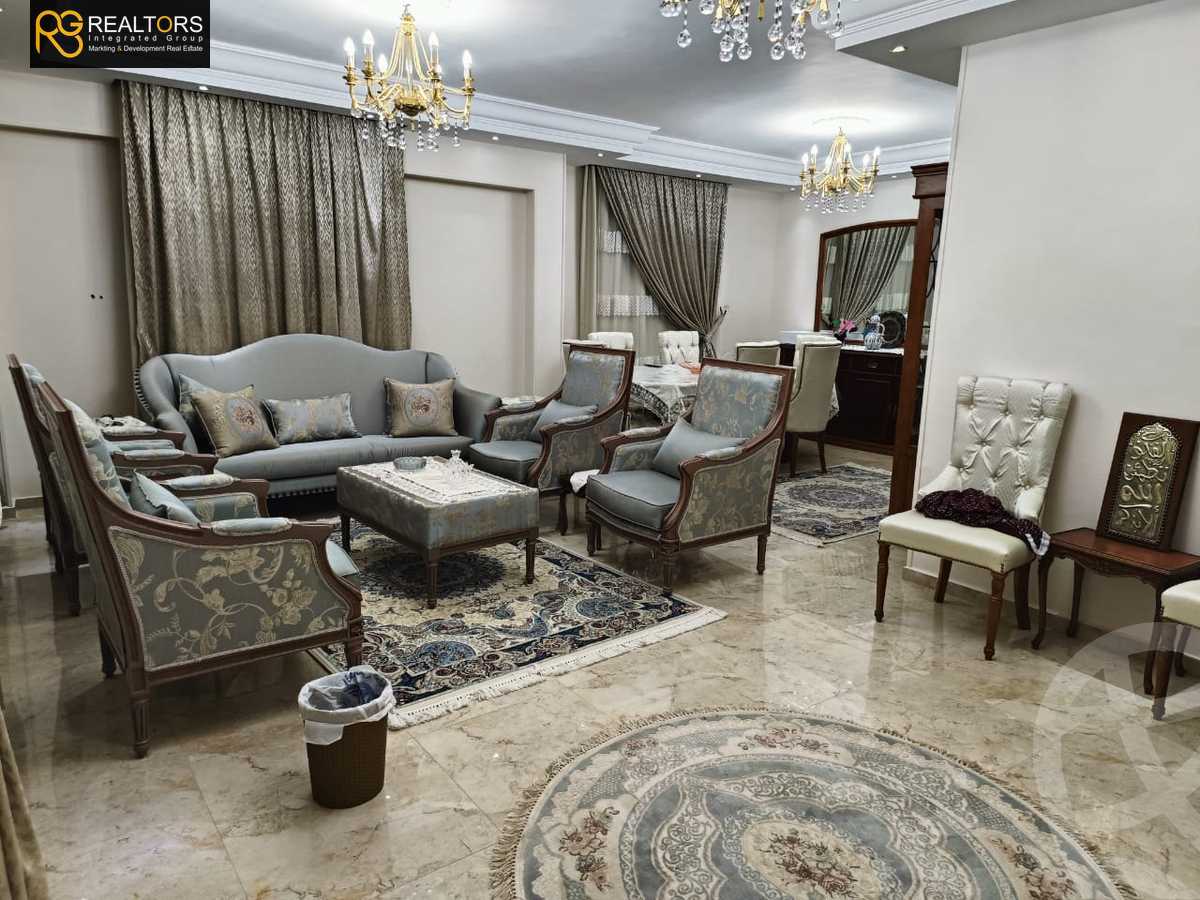 https://aqarmap.com.eg/ar/listing/4326386-for-sale-cairo-el-sheikh-zayed-city-compounds-in-sheikh-zayed-continental-gardens