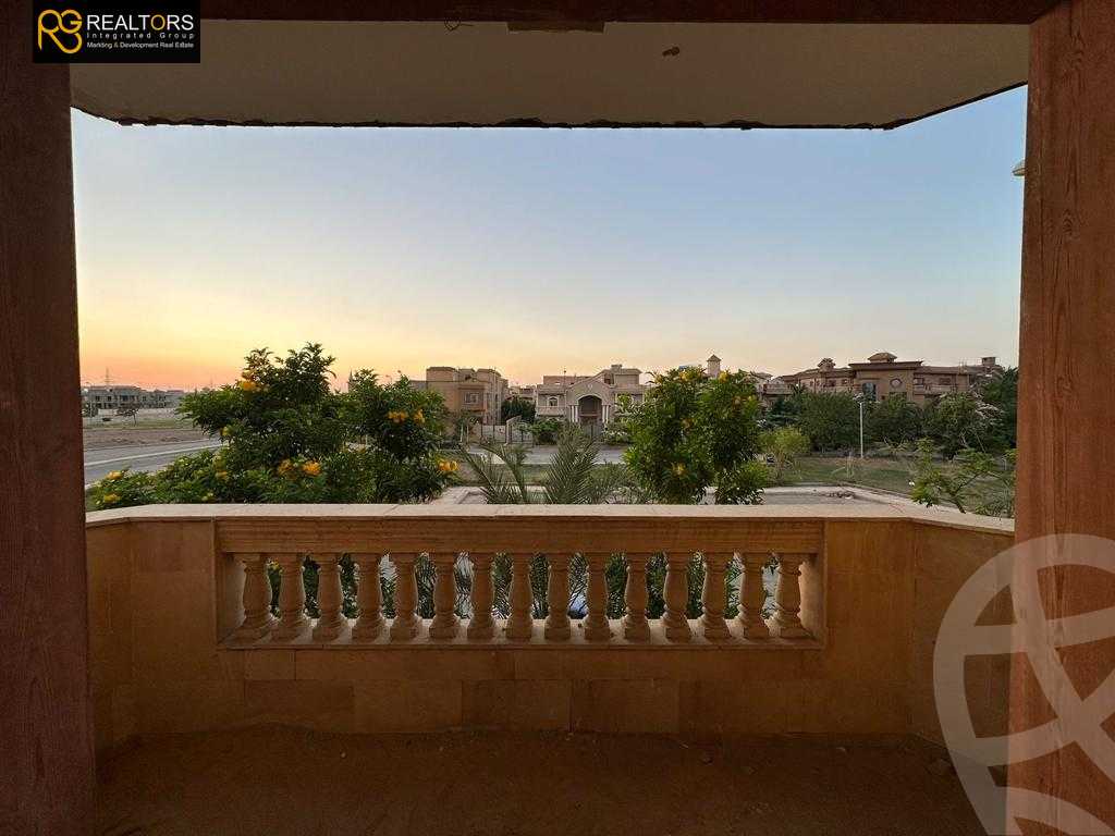 https://aqarmap.com.eg/en/listing/4326449-for-sale-cairo-el-sheikh-zayed-city-el-hay-eltaseaa-lhy-lts