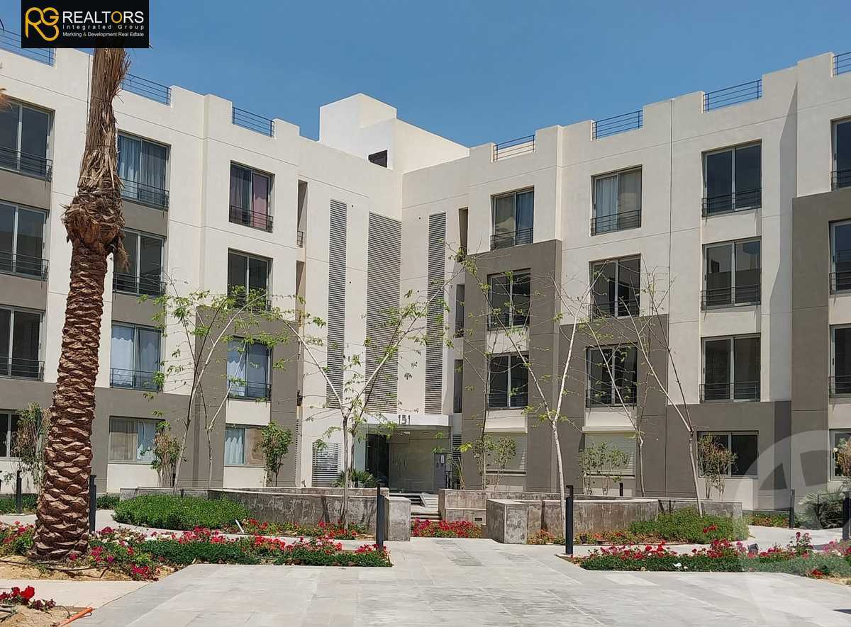https://aqarmap.com.eg/en/listing/4326460-for-sale-cairo-6th-of-october-compound-palm-parks