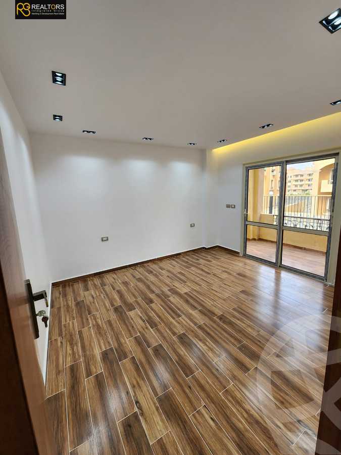 https://aqarmap.com.eg/en/listing/4326571-for-sale-cairo-el-sheikh-zayed-city-compounds-in-sheikh-zayed-el-khamayel