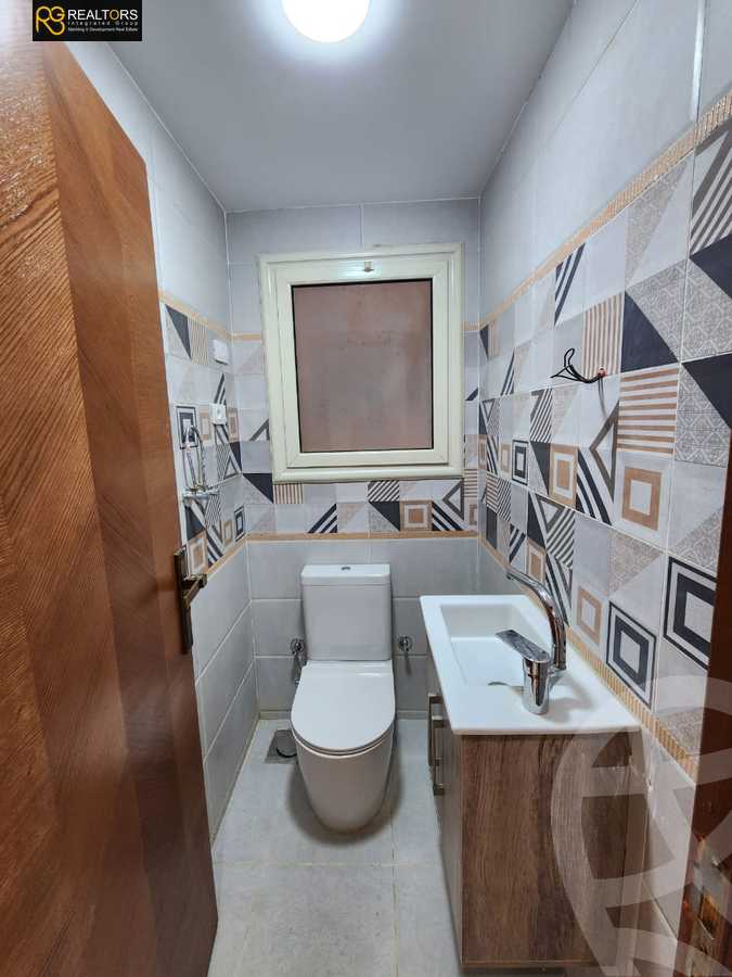 https://aqarmap.com.eg/en/listing/4326571-for-sale-cairo-el-sheikh-zayed-city-compounds-in-sheikh-zayed-el-khamayel