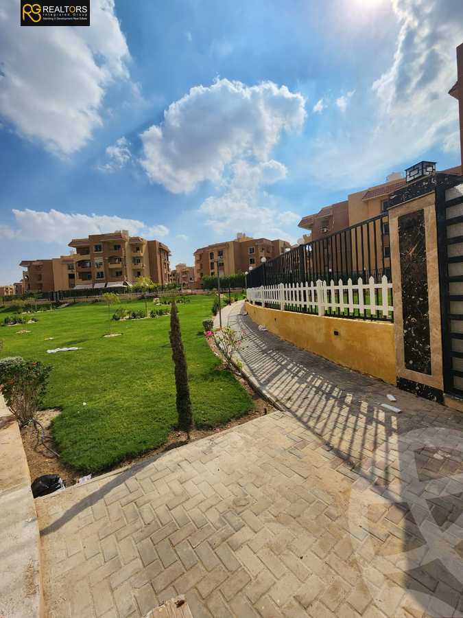 https://aqarmap.com.eg/en/listing/4326571-for-sale-cairo-el-sheikh-zayed-city-compounds-in-sheikh-zayed-el-khamayel