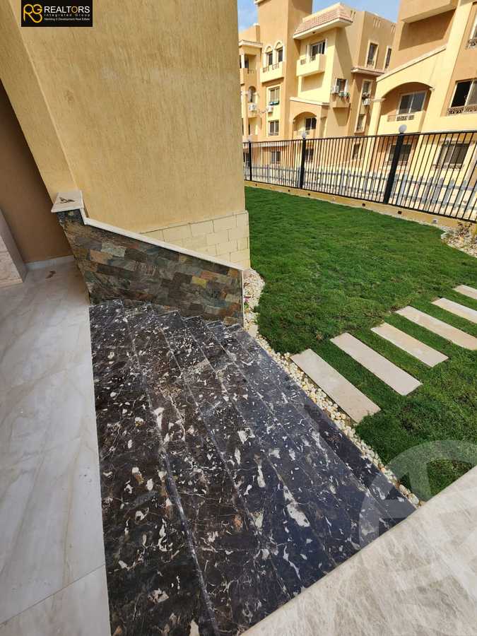 https://aqarmap.com.eg/en/listing/4326571-for-sale-cairo-el-sheikh-zayed-city-compounds-in-sheikh-zayed-el-khamayel
