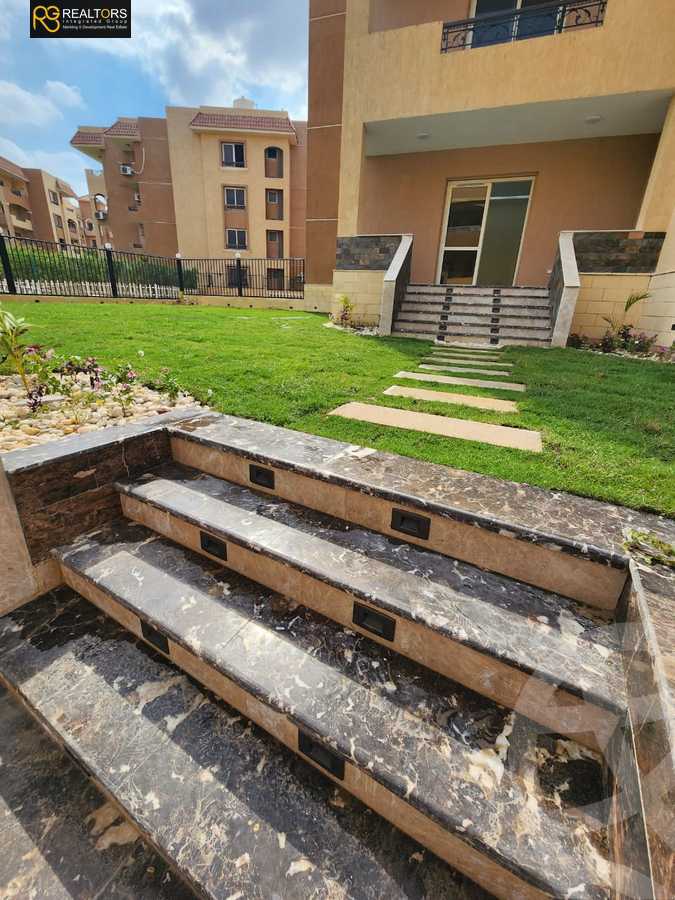 https://aqarmap.com.eg/en/listing/4326571-for-sale-cairo-el-sheikh-zayed-city-compounds-in-sheikh-zayed-el-khamayel