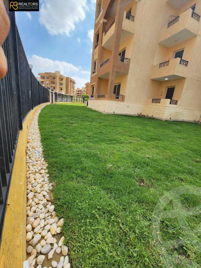 https://aqarmap.com.eg/en/listing/4326571-for-sale-cairo-el-sheikh-zayed-city-compounds-in-sheikh-zayed-el-khamayel