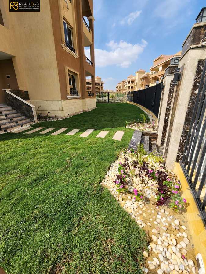 https://aqarmap.com.eg/en/listing/4326571-for-sale-cairo-el-sheikh-zayed-city-compounds-in-sheikh-zayed-el-khamayel