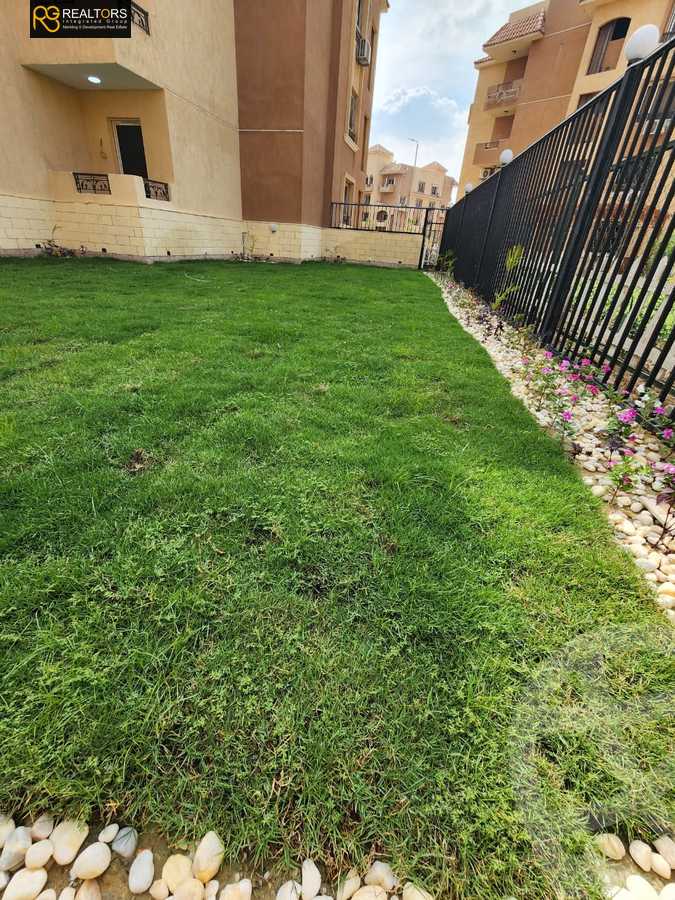 https://aqarmap.com.eg/en/listing/4326571-for-sale-cairo-el-sheikh-zayed-city-compounds-in-sheikh-zayed-el-khamayel