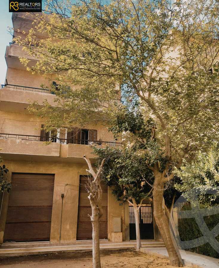 https://aqarmap.com.eg/en/listing/4378002-for-sale-cairo-6th-of-october-el-ahyaa-neighborhood-2nd-divided-from-al-kafrawei-st