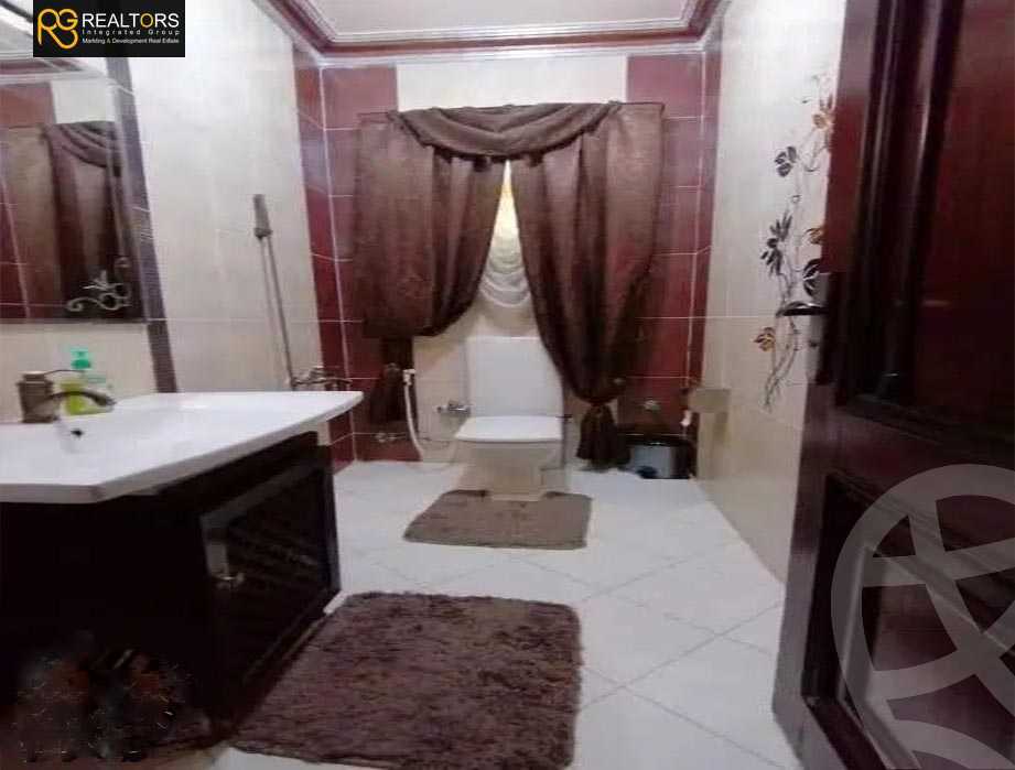 https://aqarmap.com.eg/en/listing/4379048-for-sale-cairo-el-sheikh-zayed-city-el-hay-el-khames-lhy-lkhms