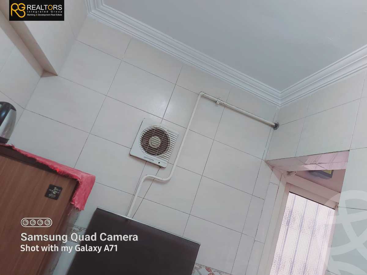 https://aqarmap.com.eg/en/listing/4379245-for-sale-cairo-el-sheikh-zayed-city-el-hay-el-hady-ashaer-area-4-street-14