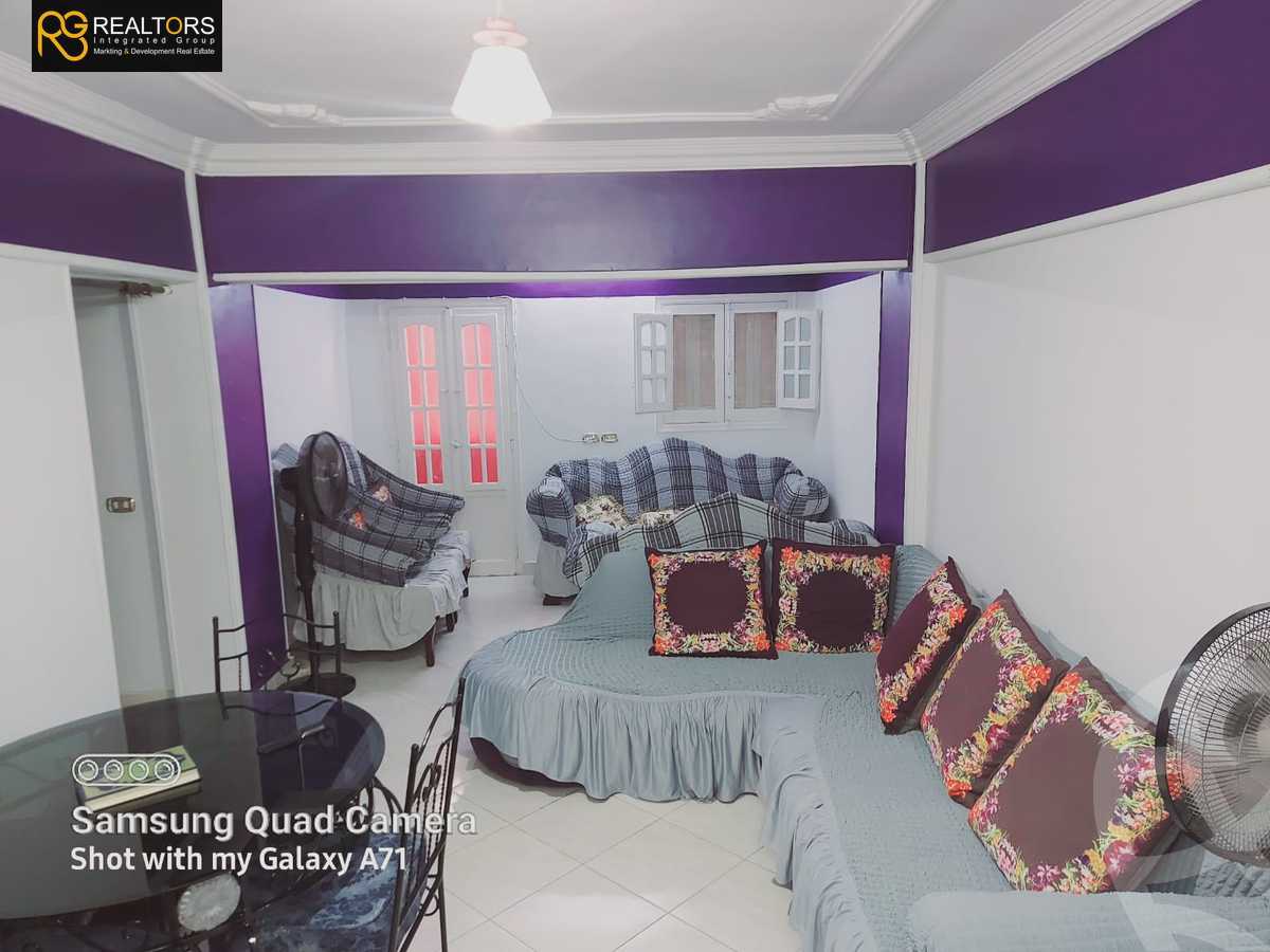 https://aqarmap.com.eg/en/listing/4379245-for-sale-cairo-el-sheikh-zayed-city-el-hay-el-hady-ashaer-area-4-street-14