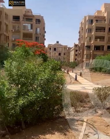 https://aqarmap.com.eg/en/listing/4381036-for-sale-cairo-6th-of-october-compound-garden-hills