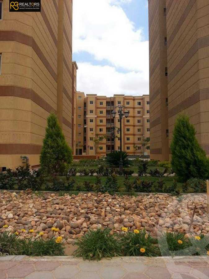 https://aqarmap.com.eg/ar/listing/4446102-for-sale-cairo-6th-of-october-hadaeq-october-kmbwnd-fy-hdyq-ktwbr-raya-city