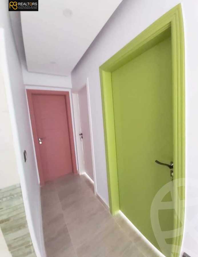 https://aqarmap.com.eg/ar/listing/4525902-for-sale-cairo-6th-of-october-hadaeq-october-kmbwnd-fy-hdyq-ktwbr-degla-gardens