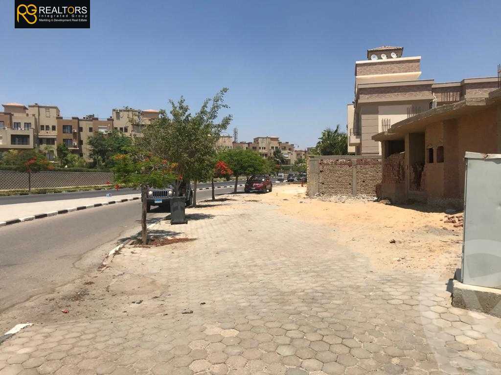 https://aqarmap.com.eg/en/listing/4708074-for-sale-cairo-el-sheikh-zayed-city-compounds-in-sheikh-zayed-beverly-hills