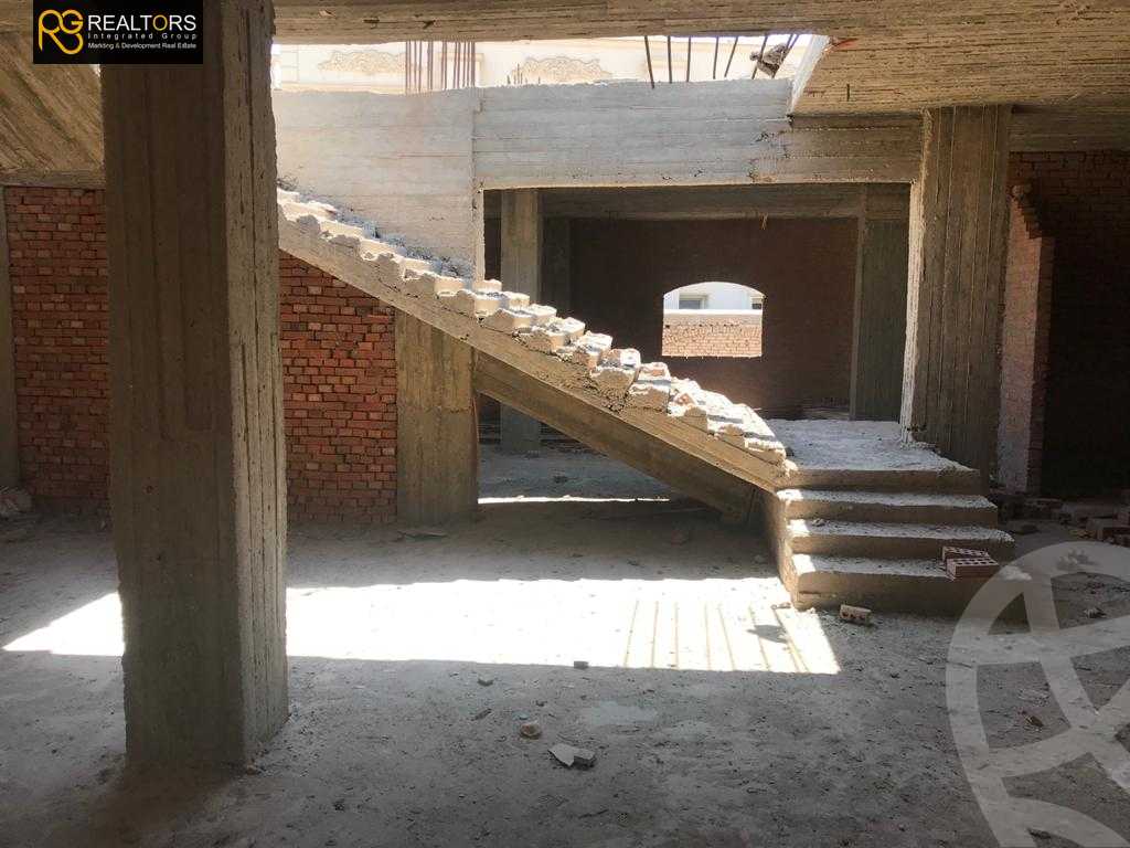 https://aqarmap.com.eg/en/listing/4708074-for-sale-cairo-el-sheikh-zayed-city-compounds-in-sheikh-zayed-beverly-hills