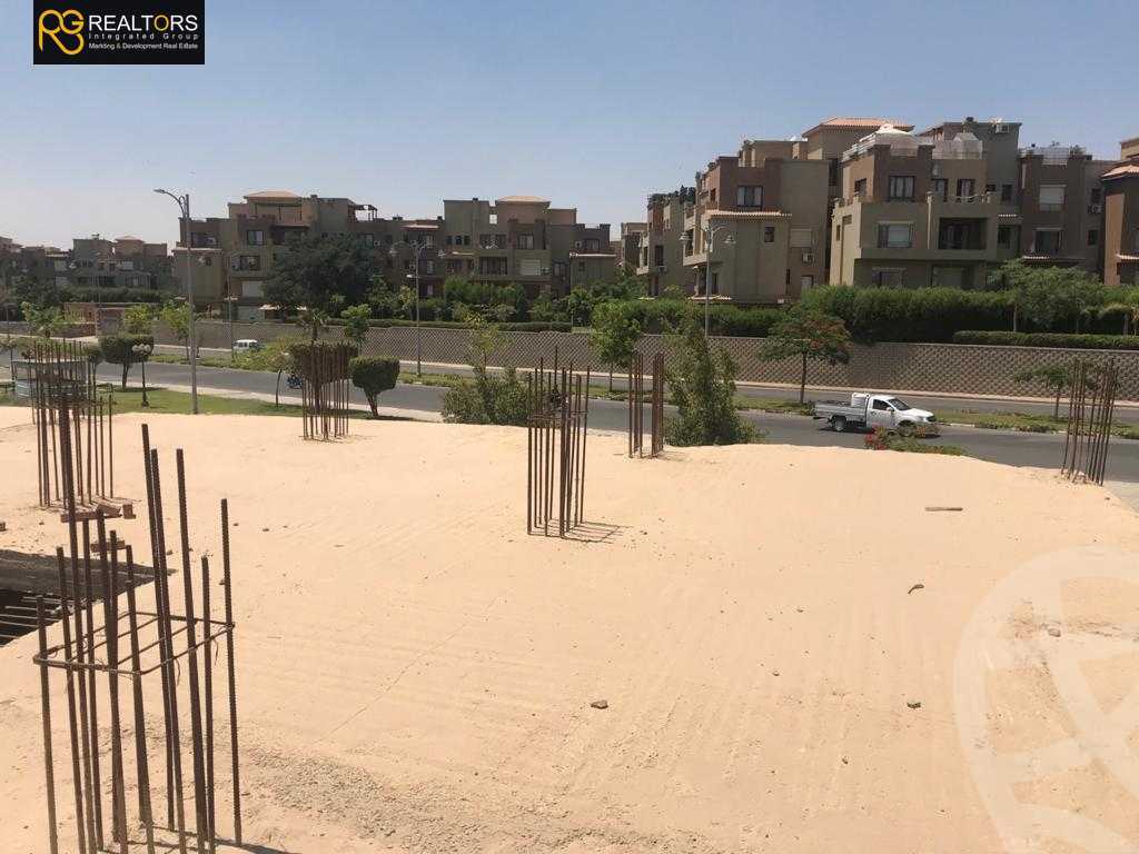 https://aqarmap.com.eg/en/listing/4708074-for-sale-cairo-el-sheikh-zayed-city-compounds-in-sheikh-zayed-beverly-hills