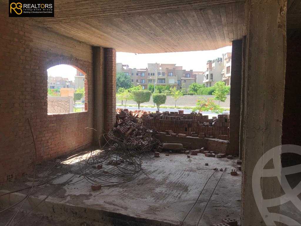 https://aqarmap.com.eg/en/listing/4708074-for-sale-cairo-el-sheikh-zayed-city-compounds-in-sheikh-zayed-beverly-hills