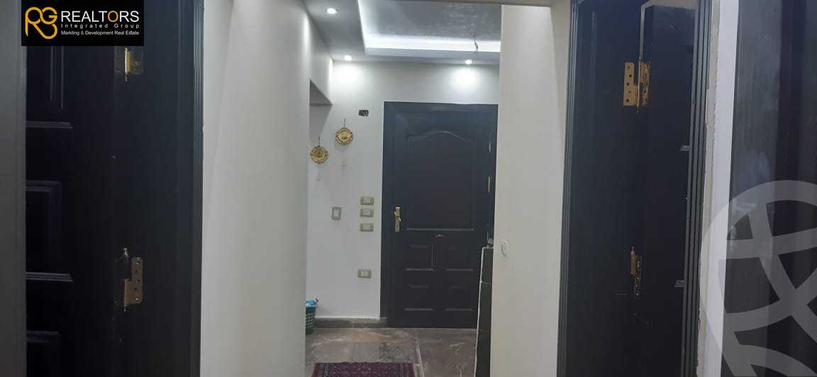 https://aqarmap.com.eg/ar/listing/4734767-for-sale-cairo-6th-of-october-compound-garden-hills