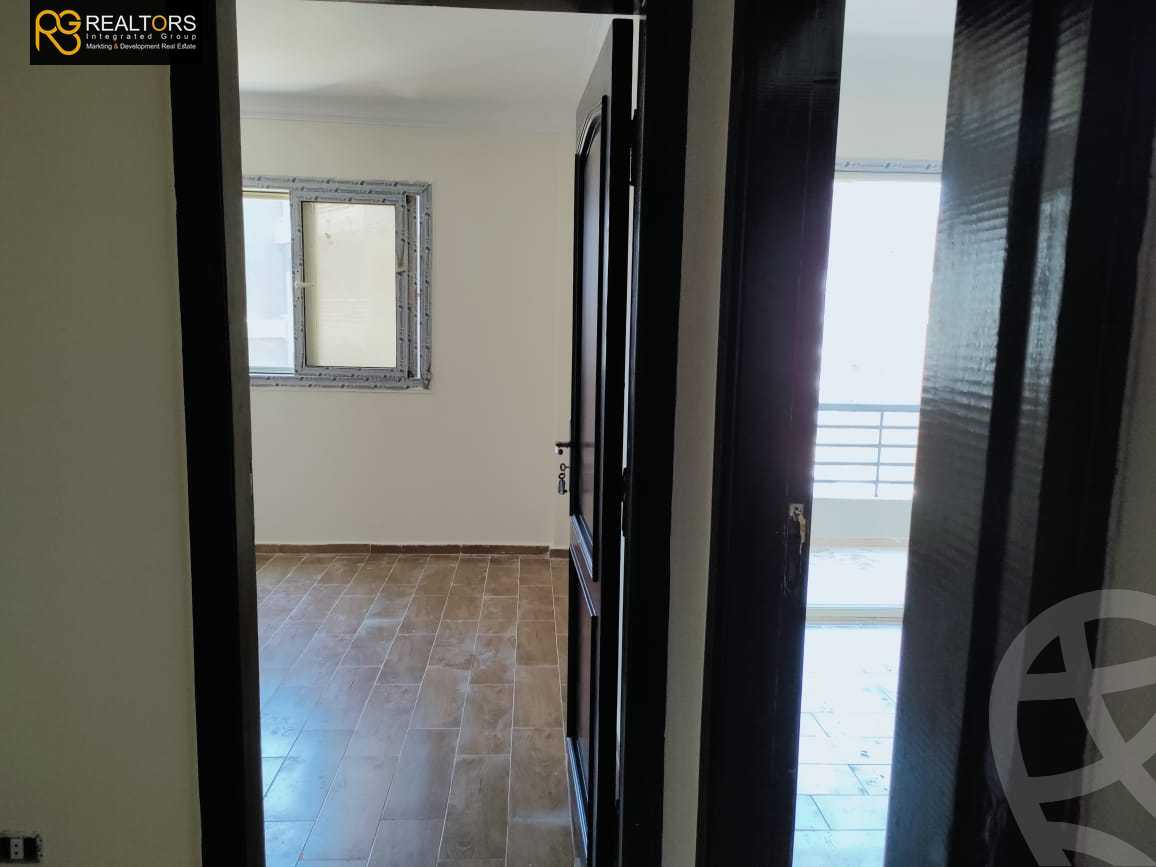 https://aqarmap.com.eg/ar/listing/5017142-for-rent-cairo-6th-of-october-compounds-jn-ktwbr