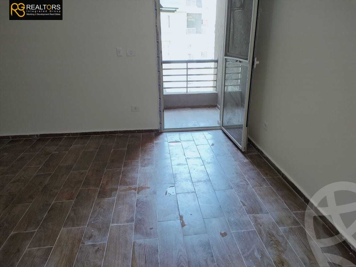 https://aqarmap.com.eg/ar/listing/5017142-for-rent-cairo-6th-of-october-compounds-jn-ktwbr