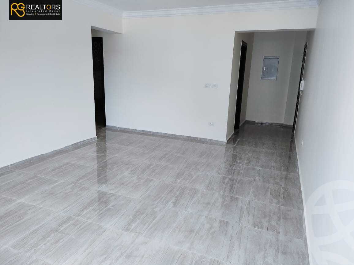 https://aqarmap.com.eg/ar/listing/5017142-for-rent-cairo-6th-of-october-compounds-jn-ktwbr
