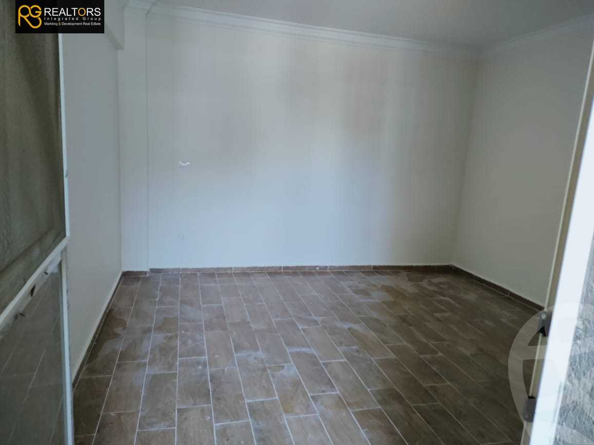 https://aqarmap.com.eg/ar/listing/5017142-for-rent-cairo-6th-of-october-compounds-jn-ktwbr