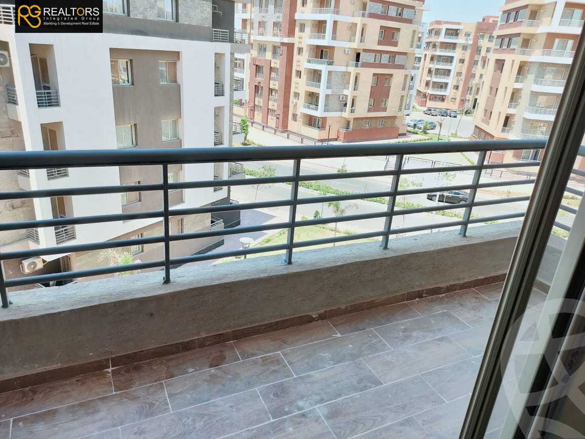 https://aqarmap.com.eg/ar/listing/5017142-for-rent-cairo-6th-of-october-compounds-jn-ktwbr