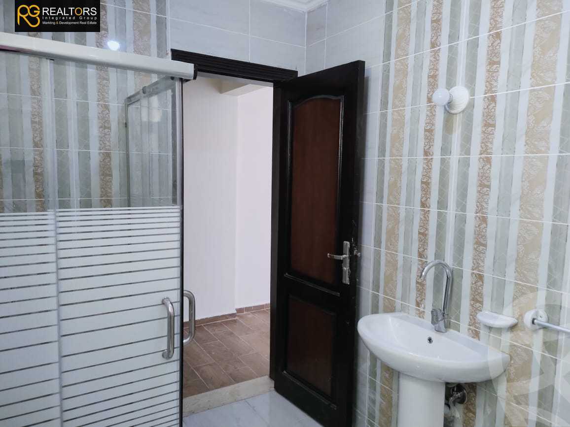 https://aqarmap.com.eg/ar/listing/5017142-for-rent-cairo-6th-of-october-compounds-jn-ktwbr