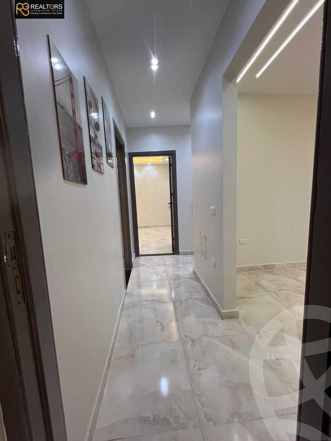 https://aqarmap.com.eg/en/listing/5091994-for-sale-cairo-6th-of-october-el-ahyaa-neighborhood-4th-district-no-7