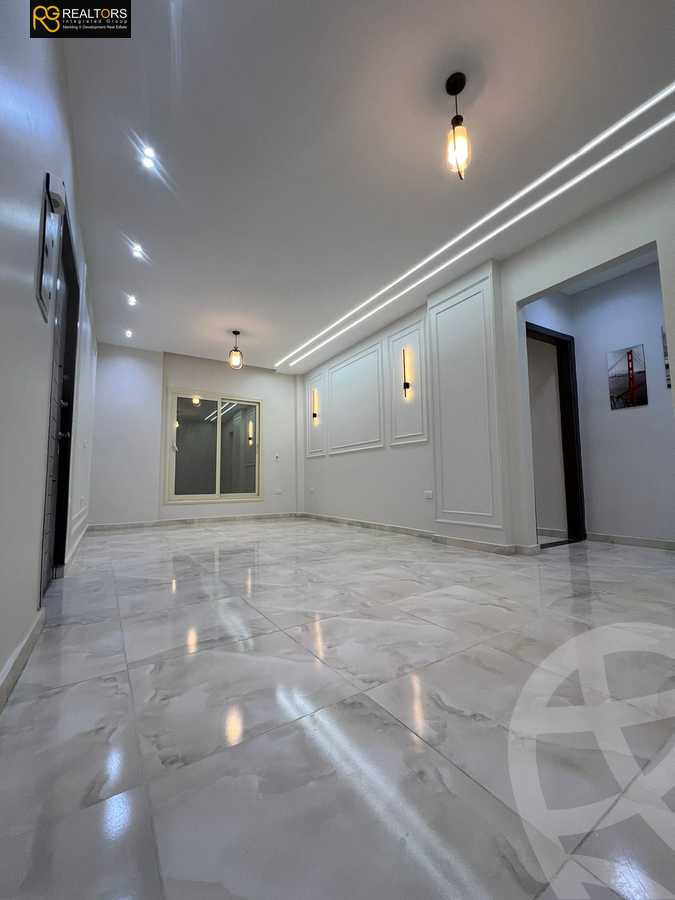 https://aqarmap.com.eg/ar/listing/5091994-for-sale-cairo-6th-of-october-el-ahyaa-neighborhood-4th-district-no-7