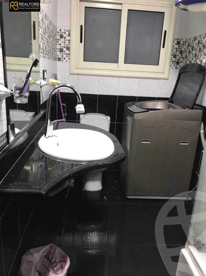 https://aqarmap.com.eg/ar/listing/5195175-for-sale-cairo-el-sheikh-zayed-city-small-investor