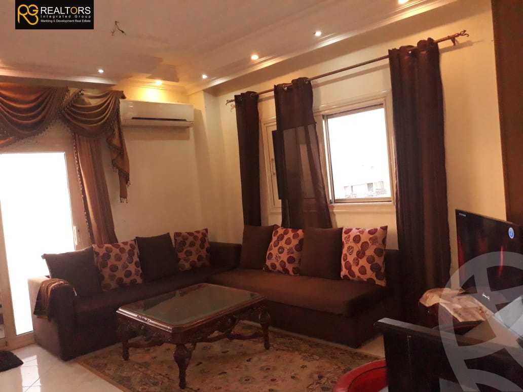 https://aqarmap.com.eg/ar/listing/5195148-for-sale-cairo-el-sheikh-zayed-city-el-hay-elawel-street-10