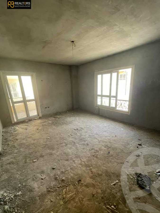 https://aqarmap.com.eg/ar/listing/5195869-for-sale-cairo-el-sheikh-zayed-city-compounds-el-khamayel