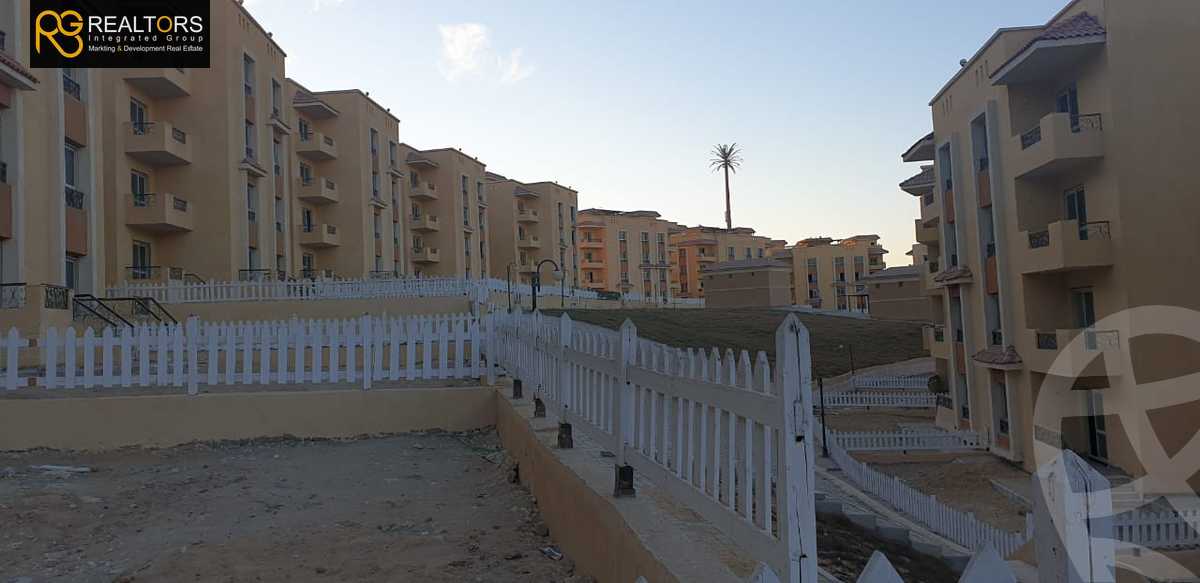 https://aqarmap.com.eg/ar/listing/5195869-for-sale-cairo-el-sheikh-zayed-city-compounds-el-khamayel