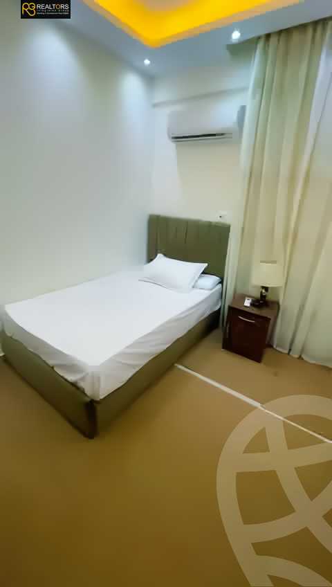 https://aqarmap.com.eg/ar/listing/5196025-for-sale-cairo-el-sheikh-zayed-city-compounds-zayed-heights-compound