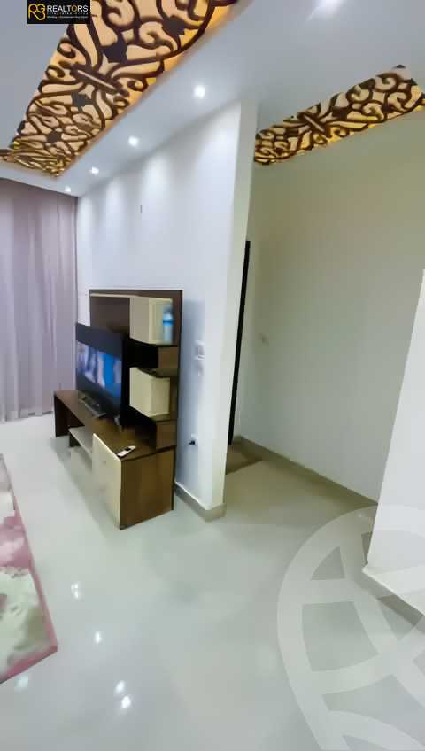 https://aqarmap.com.eg/ar/listing/5196025-for-sale-cairo-el-sheikh-zayed-city-compounds-zayed-heights-compound
