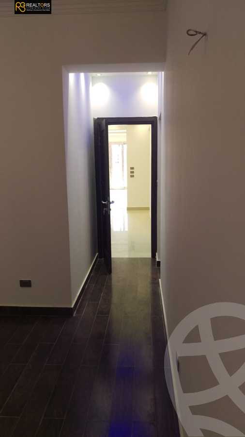 https://aqarmap.com.eg/en/listing/5199760-for-sale-cairo-el-sheikh-zayed-city-el-hay-eltaseaa