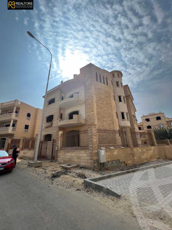 https://aqarmap.com.eg/en/listing/5224292-for-sale-cairo-6th-of-october-garb-someed-neighborhood-9th